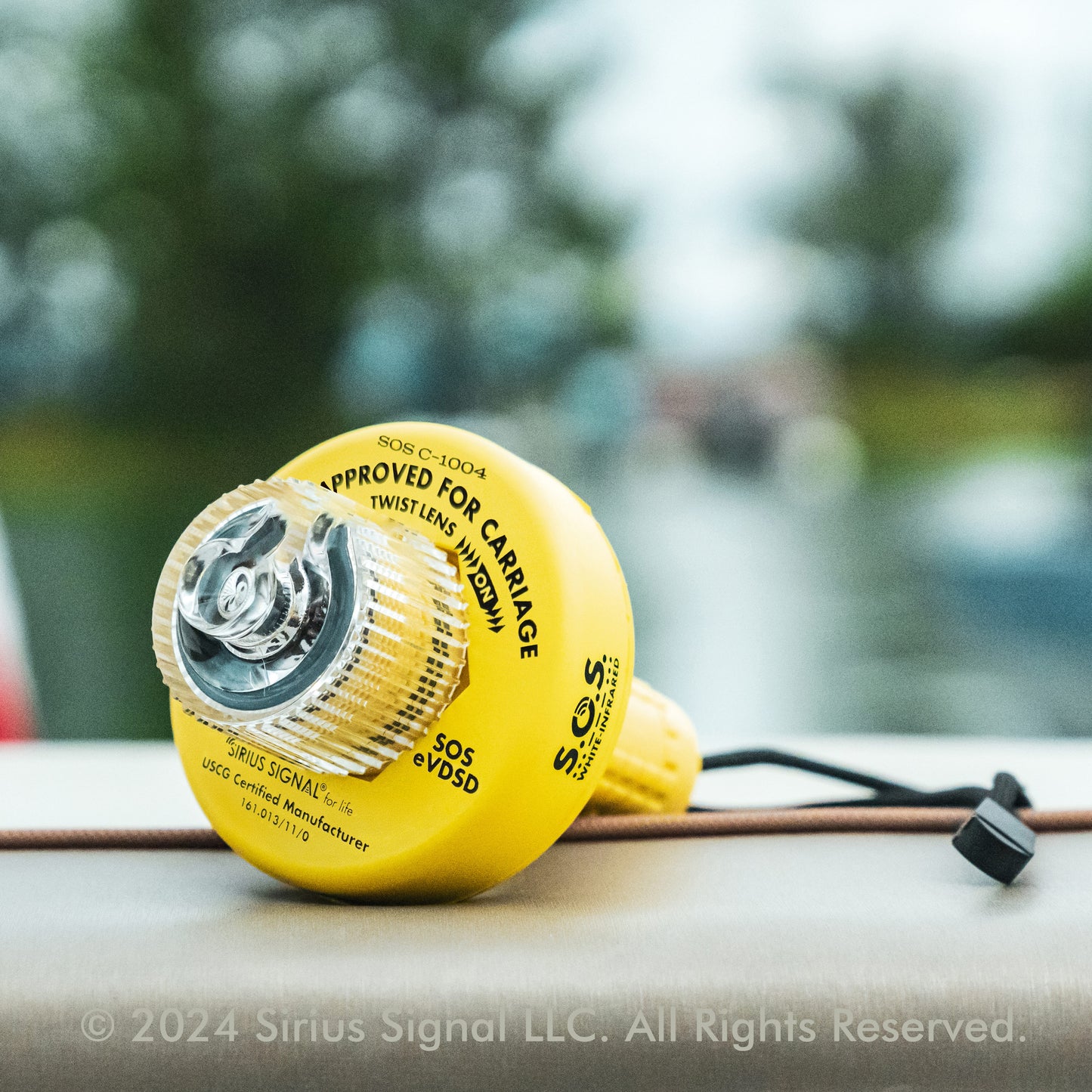 C-1004 SOS Distress Light, Storage Mount, Display Mount & Flag
