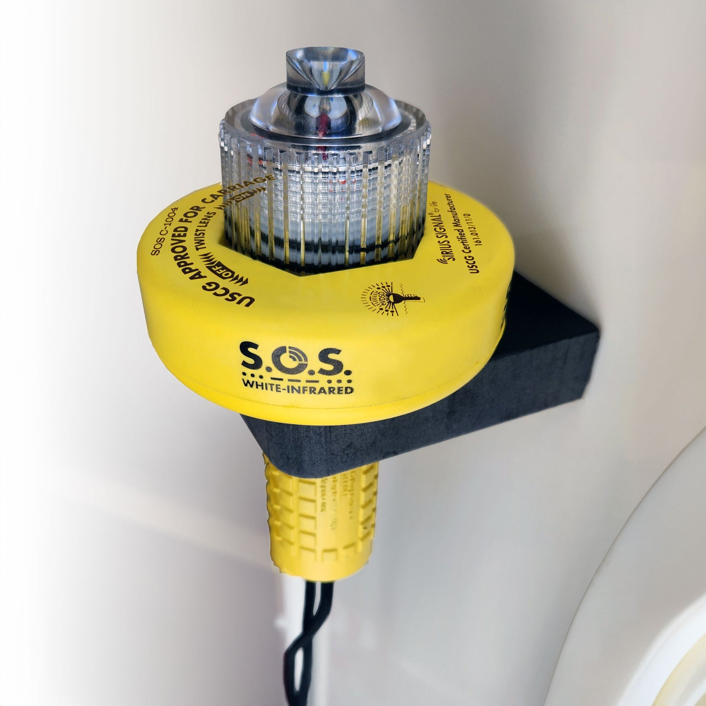 C-1004 SOS Distress Light, Storage Mount, Display Mount & Flag