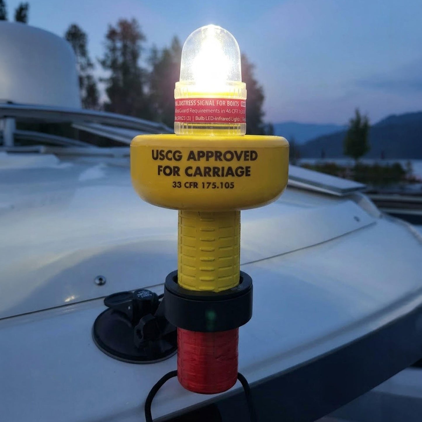 A-1001 SOS Distress Light, Display Mount, Flag & Whistle